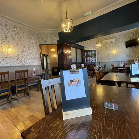 Hotel Oyo The Station Penrith