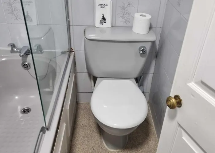 Hotel Oyo The Station